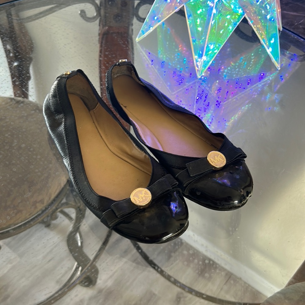 Michael Kors ballet flats size 8 black and gold